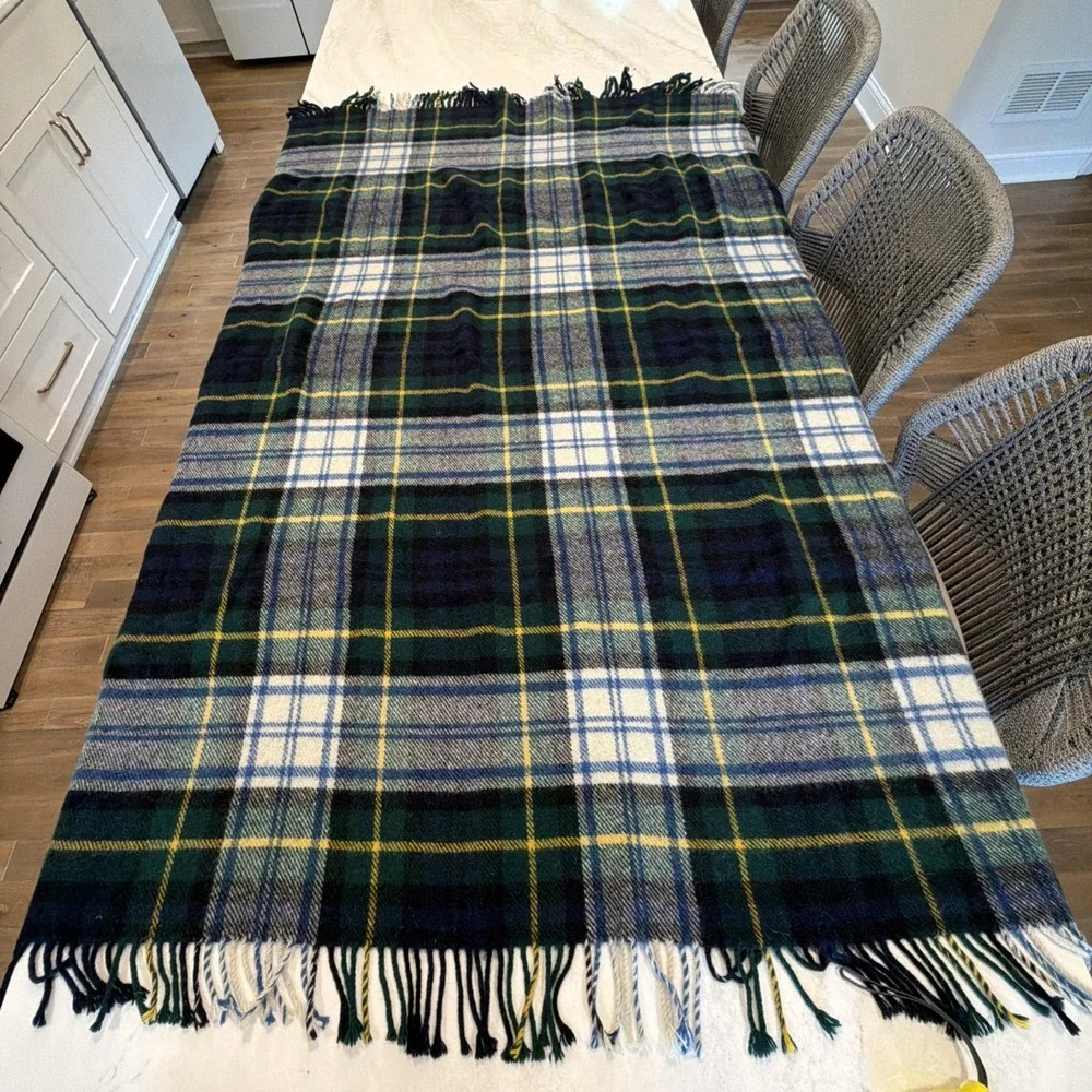 Dress Gordon Tartan 100% Wool Throw Blanket 56X62in